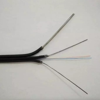 1 rivestimento del membro di forza del filo di acciaio del cavo flessibile del centro FTTH G657A LZSH