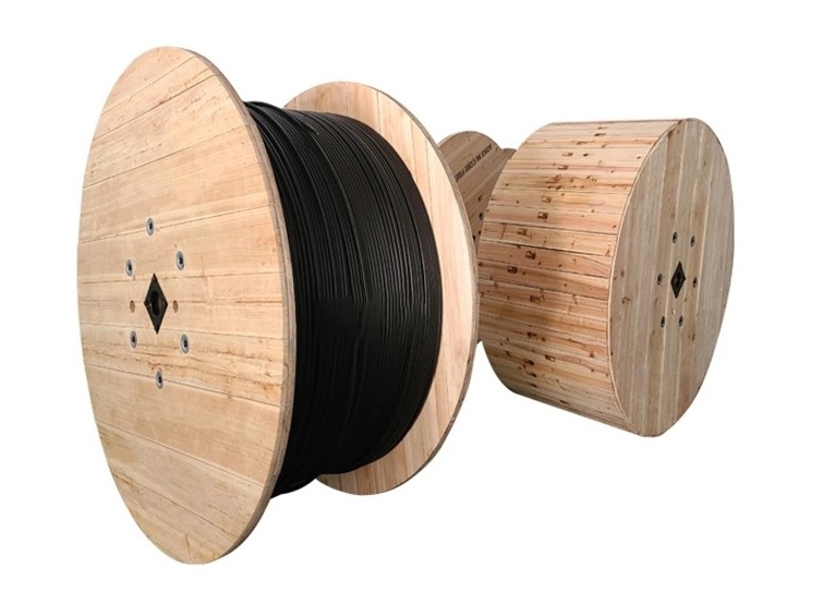 144F Esterno Figura 8 Cavo a fibra ottica a supporto di zolfo GYFTC8Y GYTC8S GYTC8A