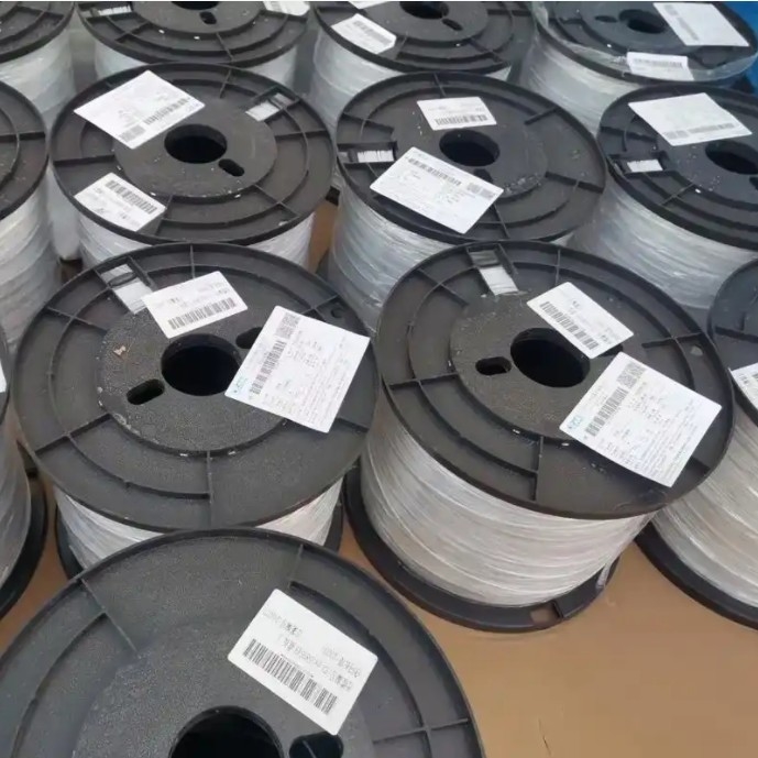 Cable FTTH mono-mode indoor drop 1-12 core per connessione senza soluzione di continuità