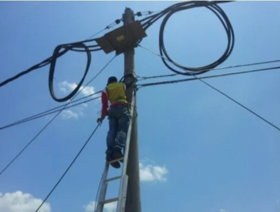 PE o LSZH giacca all'aperto cavo blindato in fibra ottica con G652D fibra e scudo di nastro d'acciaio