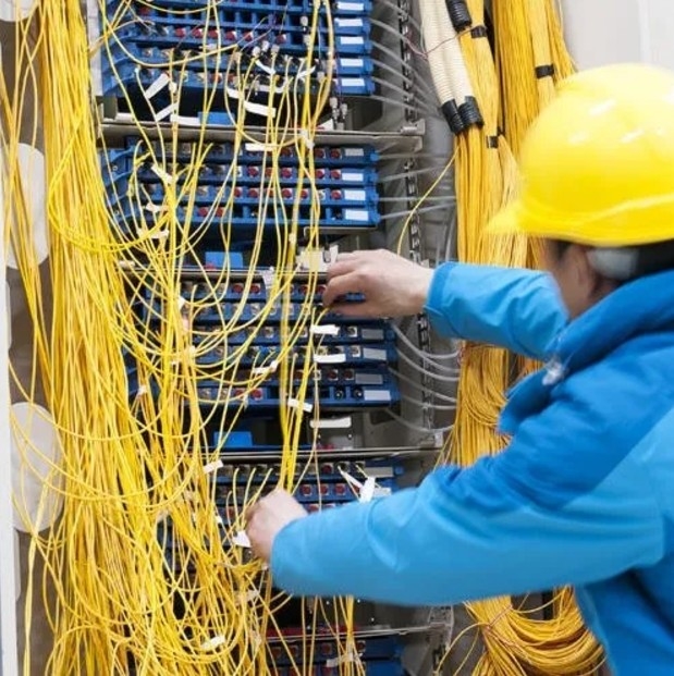 Cable in fibra ottica interno a fibra stretta GJFJV per una connessione affidabile
