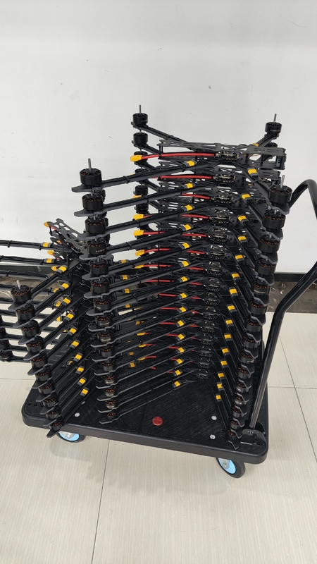 13 pollici SE FPV Drone Trasmissione di segnale stabile Immagini ad alta definizione Lunga durata della batteria E staccabile
